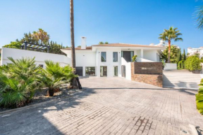 Villa Macarena - Extravagant & Luxurious Dream